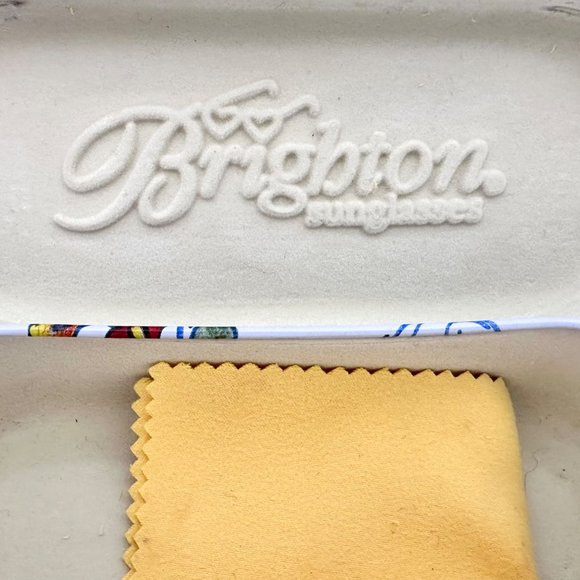 Brighton Eyeglass/Sunglass Lined Tin Blue/Yellow /White - Picture 4 of 7